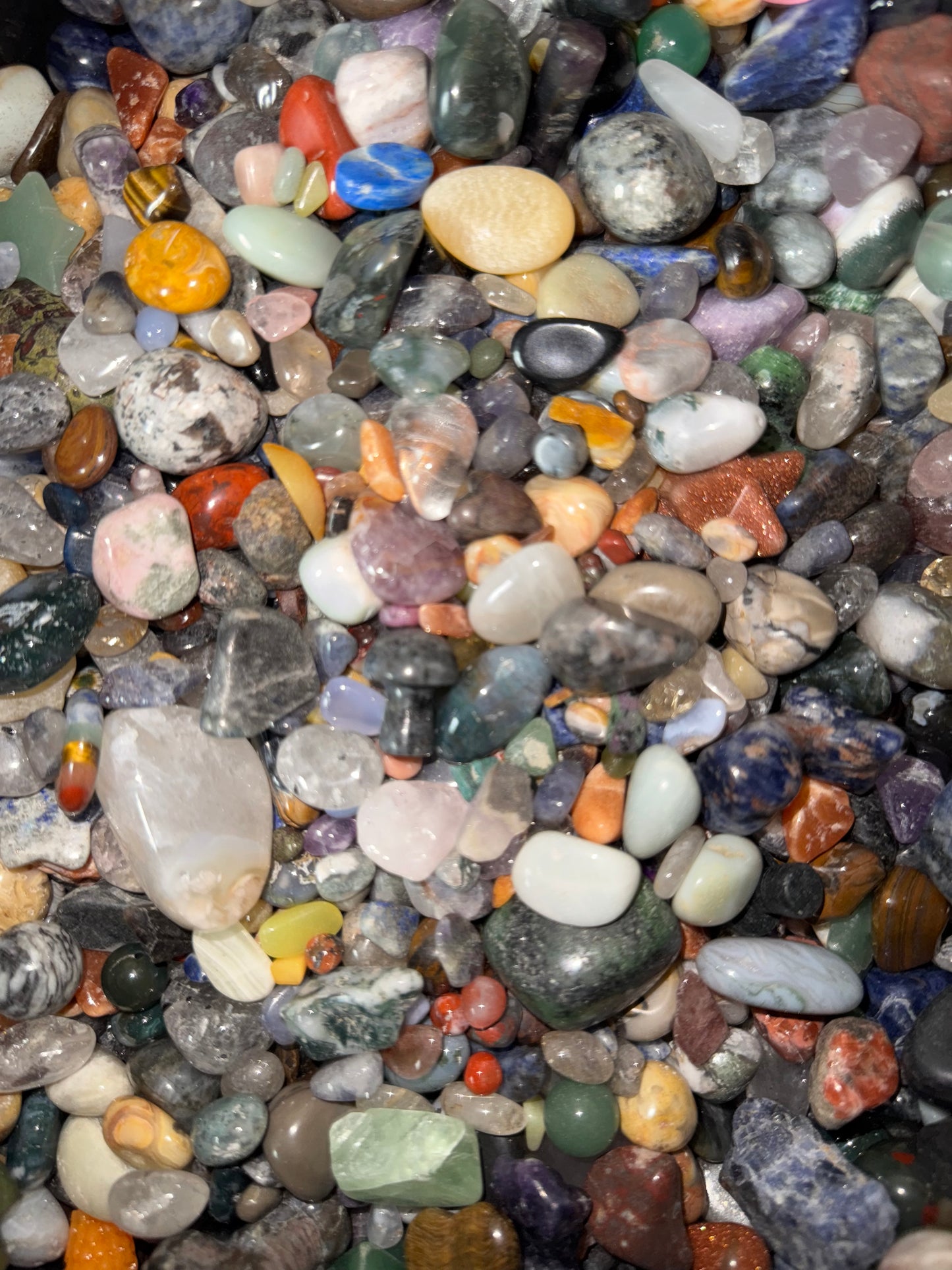 Bella’s Badaz Crystal Confetti 1 lb Portion + Free 8mm HQ Crystal Bracelet + Free Crystal Gift From Us.