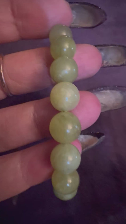 Gem Grade Serpentine (aka Serpentine Jade , Xiuyan Jade ) 10mm Bead Bracelet